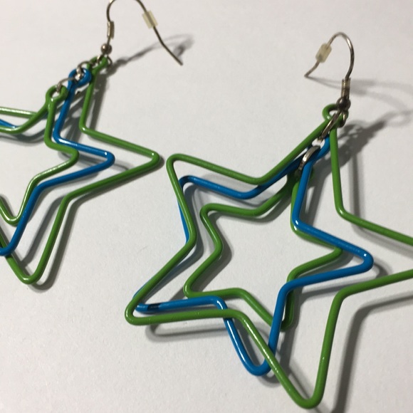 Blue Green Metal Star Pierced Earrings - Picture 4 of 16